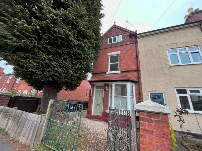 3 Bedroom End Of Terrace House To Rent In Greenfield Road, Harborne, Birmingham, B17