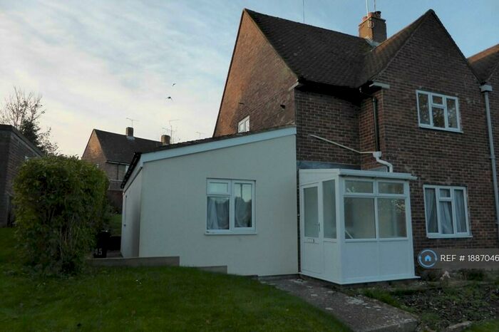 5 Bedroom Semi-Detached House To Rent In Wavell Way, Winchester, SO22