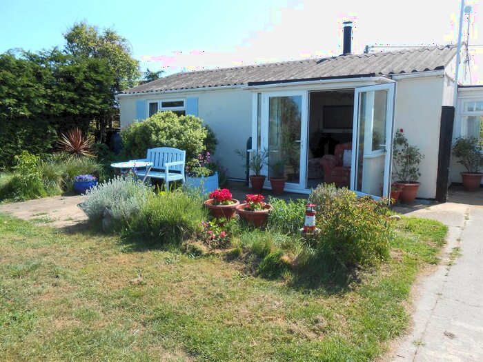 2 Bedroom Detached House For Sale In Cross Lane, Eccles-On-Sea, Norwich, NR12