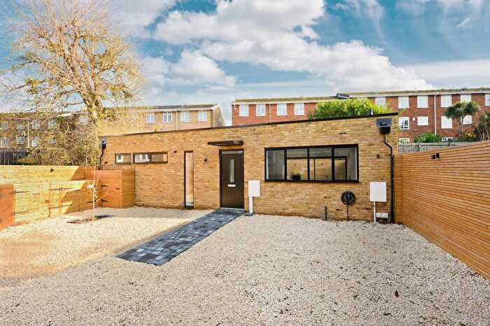 3 Bedroom Bungalow For Sale In Adelaide Road, Surbiton, KT6