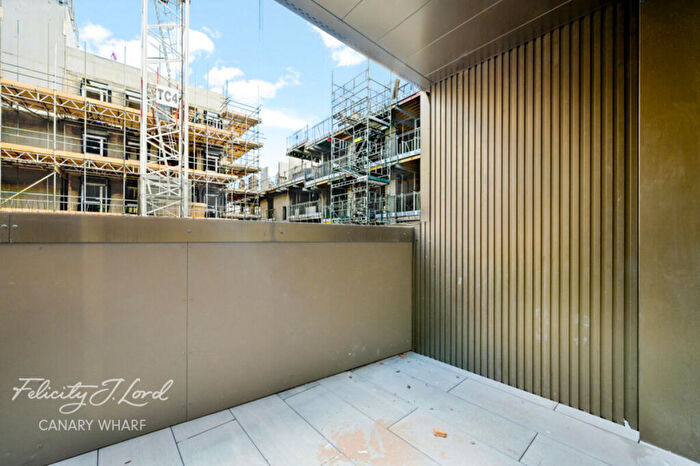 2 Bedroom Apartment To Rent In Trego Road, London, E9