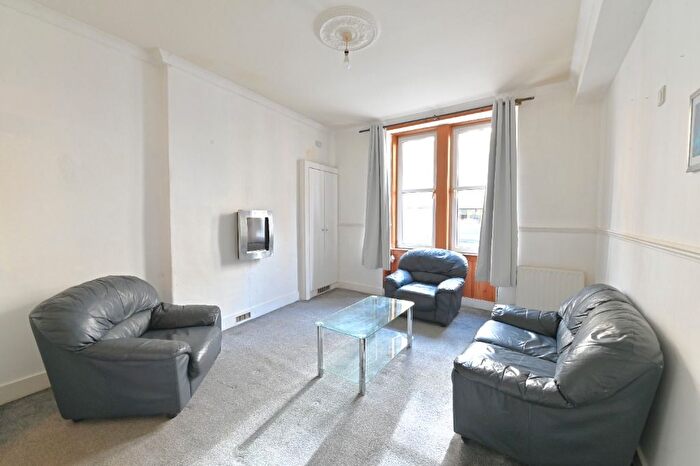 2 Bedroom Flat To Rent In Gorgie Road, Gorgie, Edinburgh, EH11