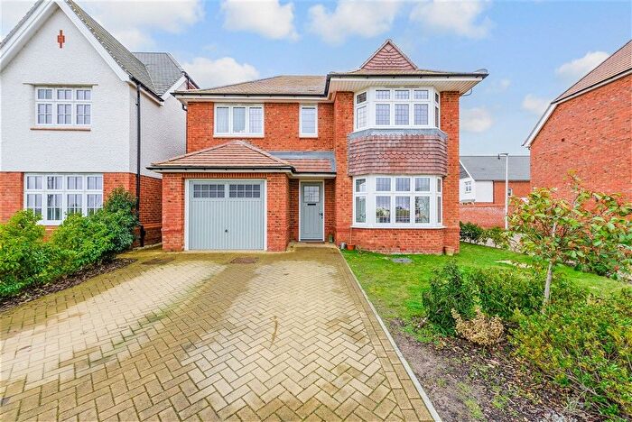 3 Bedroom Detached House For Sale In Hagelstowe Avenue, High Halstow, Rochester, Kent, ME3
