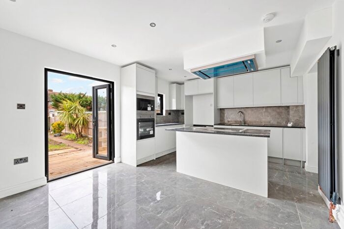 4 Bedroom Property To Rent In Queen Mary Avenue, Morden, SM4