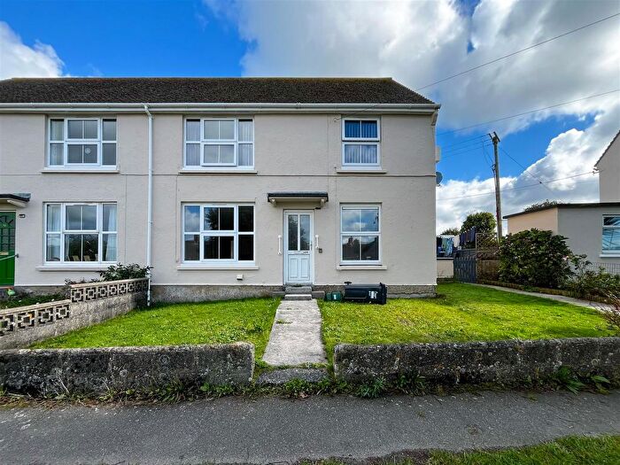 2 Bedroom Flat For Sale In Gibson Way, Porthleven, Helston, TR13