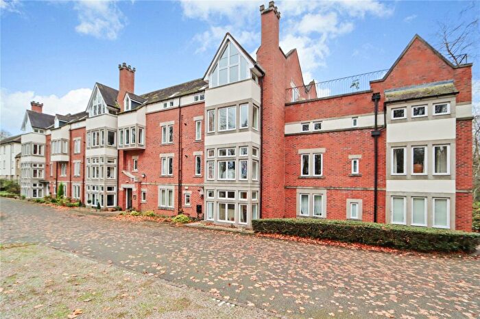 2 Bedroom Flat For Sale In Wylam, Tyne And Wear, NE41