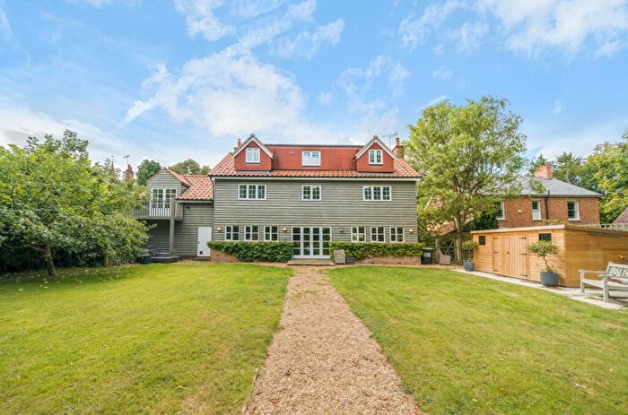 6 Bedroom Detached House For Sale In Church Lane, Upper Dean, PE28