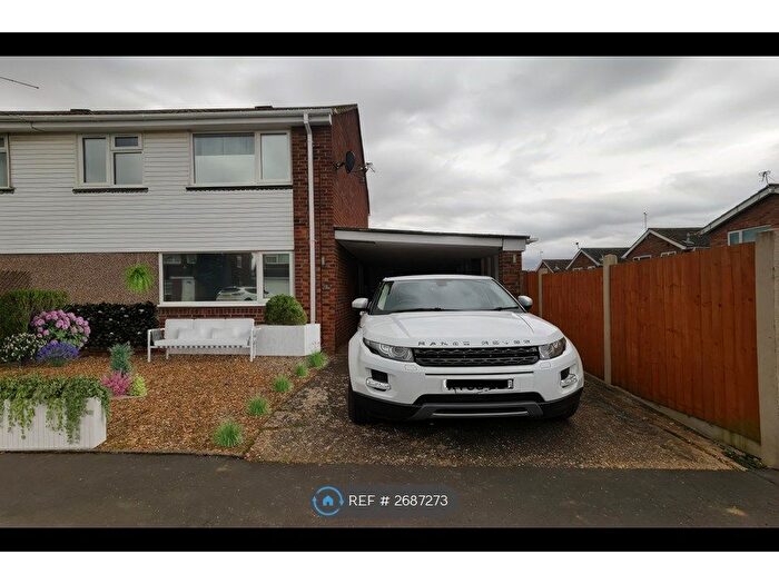 3 Bedroom Semi Detached House To Rent In Smitherway, Bugbrooke, Northampton, NN7