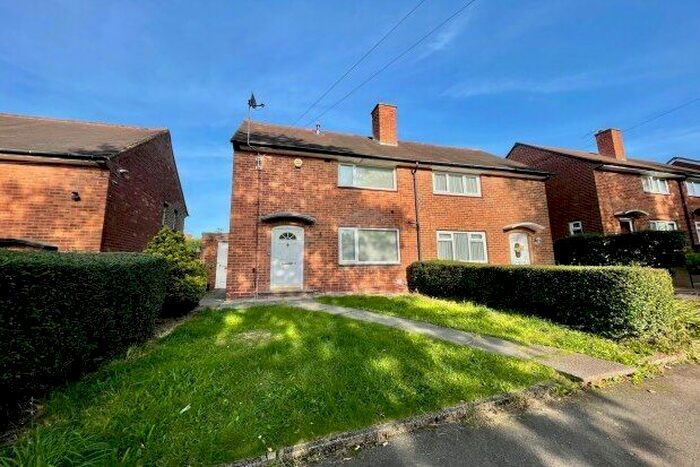 2 Bedroom Semi-Detached House To Rent In Barn Croft, Birmingham, B32