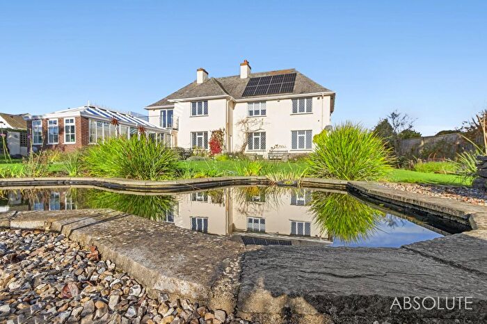 5 Bedroom Detached House For Sale In Clennon Summit, Paignton, TQ4