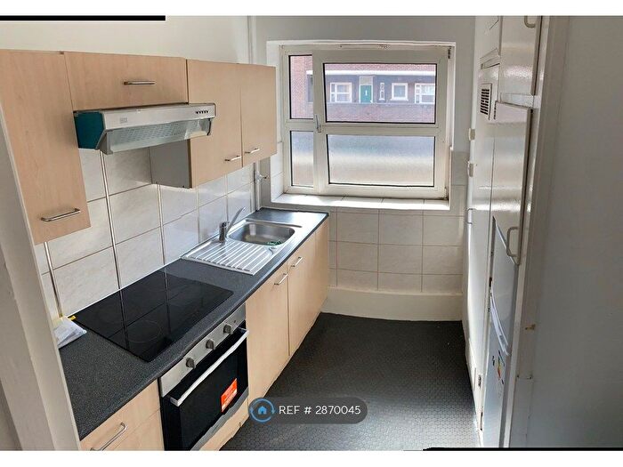 3 Bedroom Flat To Rent In Fulcher House, London, N1