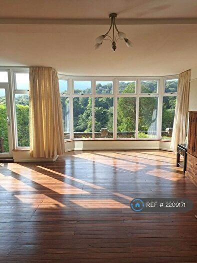 4 Bedroom Terraced House To Rent In Kearsney Court, Temple Ewell, Dover, CT16