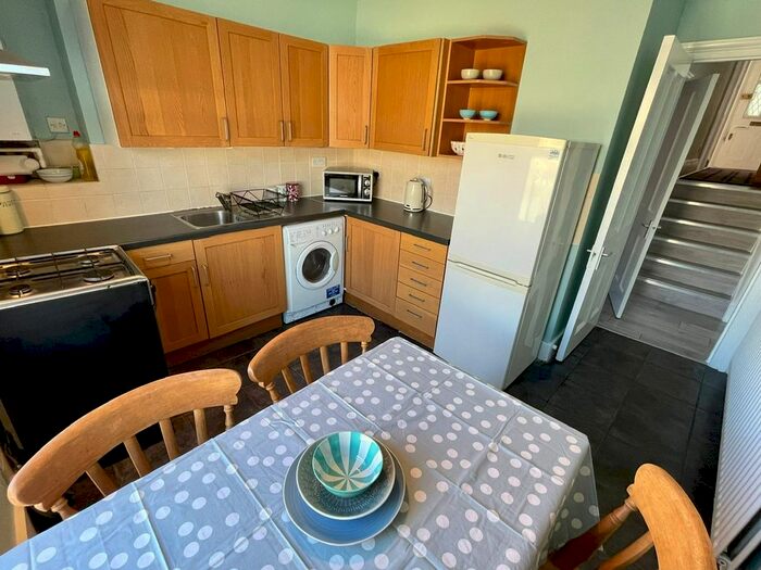 2 Bedroom Flat To Rent In Duke's Road, Ucl, Bloomsbury, Euston, Lse, West End, Kings Cross, Camden, London, WC1H