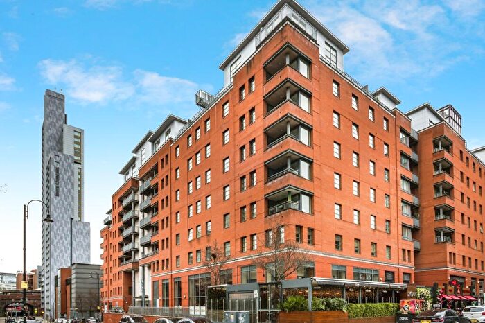 2 Bedroom Apartment To Rent In Lower Ormond Street, Manchester, Greater Manchester, M1