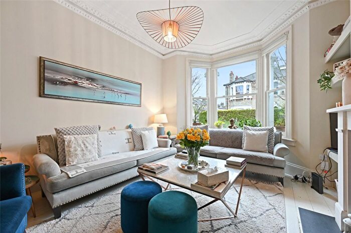 4 Bedroom Terraced House To Rent In Ethelden Road, London, W12