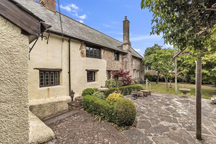 4 Bedroom Detached House For Sale In Manstone Lane, Sidmouth, EX10