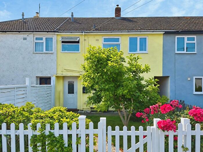 3 Bedroom Terraced House For Sale In Godsey Crescent, Market Deeping, Peterborough, PE6