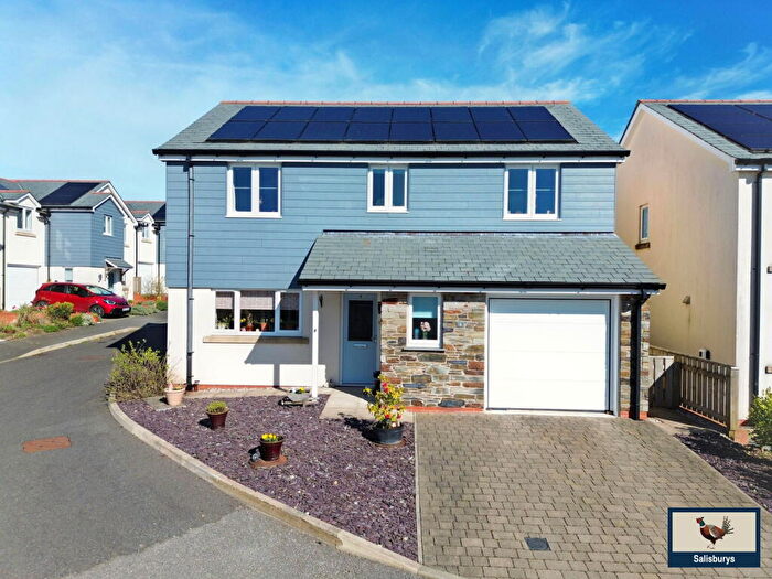 4 Bedroom Detached House For Sale In Schoolhayes, Lewdown, EX20