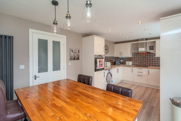 3 Bedroom Semi-Detached House For Sale In Windmill Court, Brayton, North Yorkshire, YO8