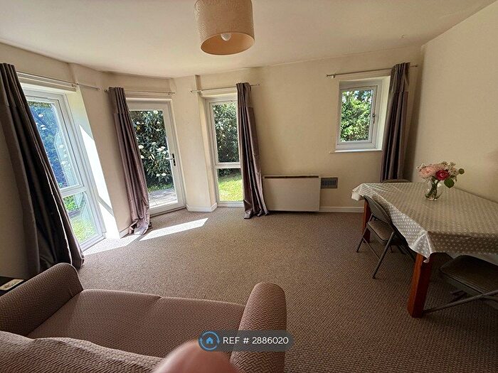 1 Bedroom Flat To Rent In Headford Gardens, Sheffield, S3