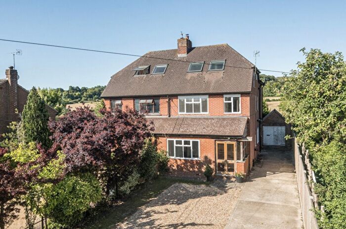 4 Bedroom Semi-detached House To Rent In Salisbury Road, Broughton, Stockbridge, Hampshire, SO20