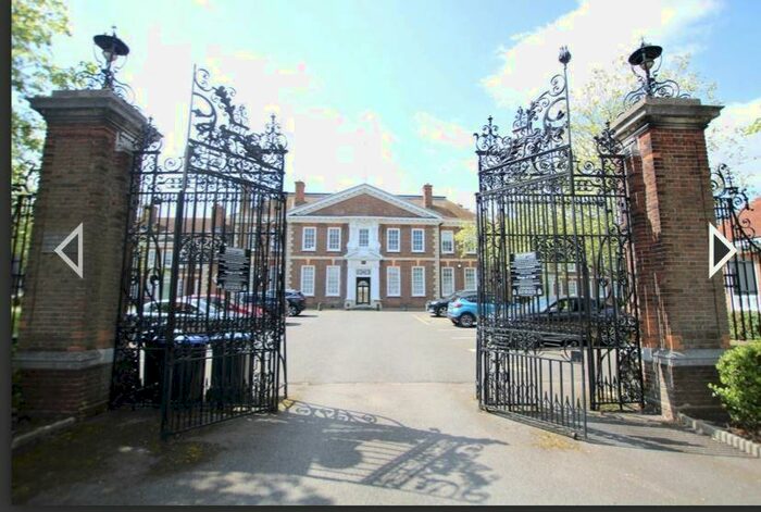 1 Bedroom Flat To Rent In Mottingham Road, London, SE9