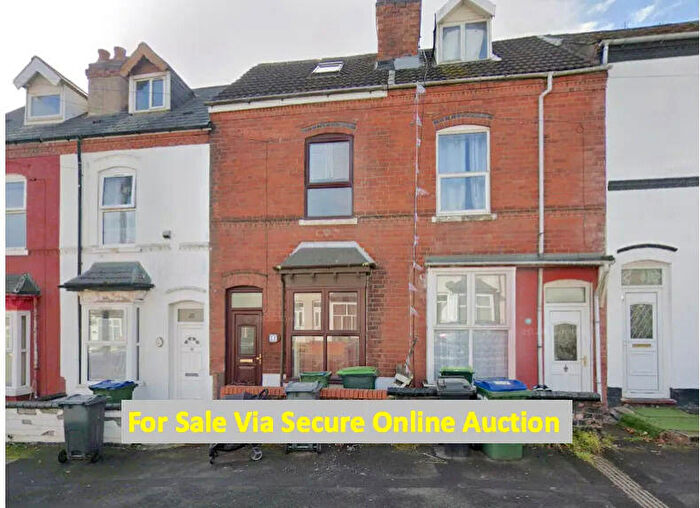 3 Bedroom Terraced House For Sale In Parkhill Road, Smethwick, West Midlands, B67