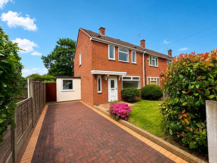 3 Bedroom End Of Terrace House To Rent In Helsby Road, Sale, M33