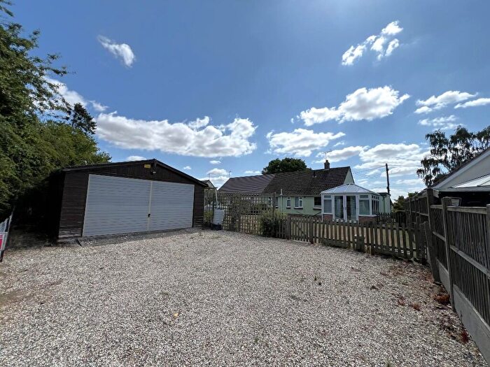 2 Bedroom Semi-Detached Bungalow For Sale In Saffron Gardens, Wethersfield, CM7