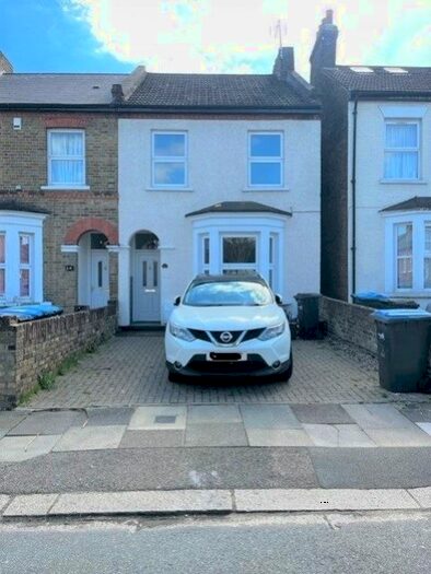 4 Bedroom Terraced House To Rent In Putney Road, Enfield, EN3