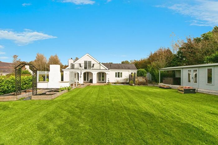 5 Bedroom Detached House For Sale In Carreglefn, Amlwch, LL68