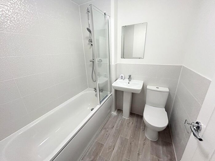 2 Bedroom End Of Terrace House To Rent In Tamerlane Road, Crewe, Cheshire, CW1