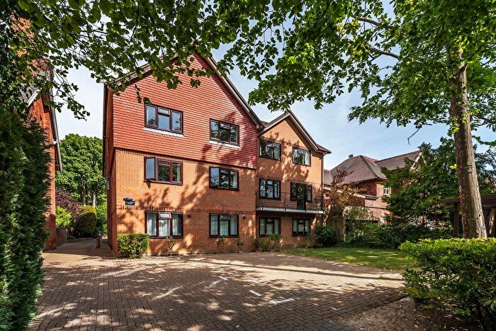 1 Bedroom Flat For Sale In Albion Road, South Sutton, SM2