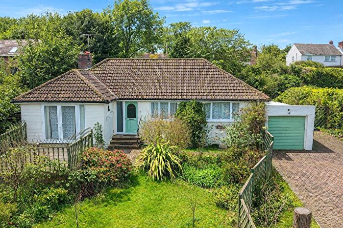 3 Bedroom Detached Bungalow For Sale In New Cut, Westfield, TN35