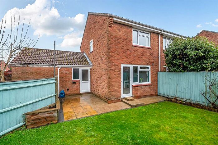 2 Bedroom Property For Sale In Grebe Close, Fareham, PO16