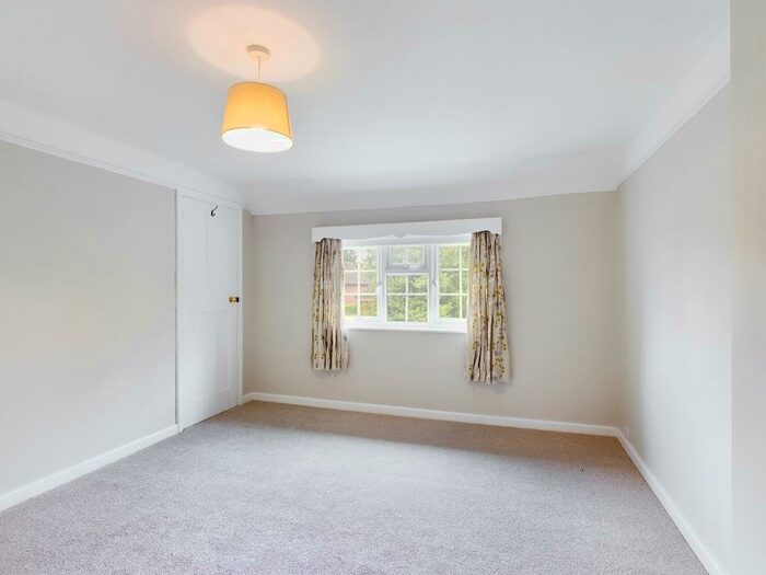 2 Bedroom Character Property To Rent In Little Basing, Lychpit, Basingstoke, RG24