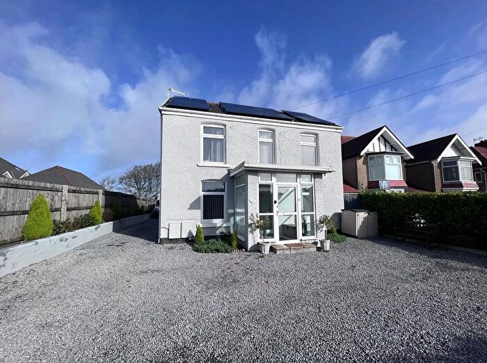 1 Bedroom Flat To Rent In Gower Road, Upper Killay, Swansea, SA2