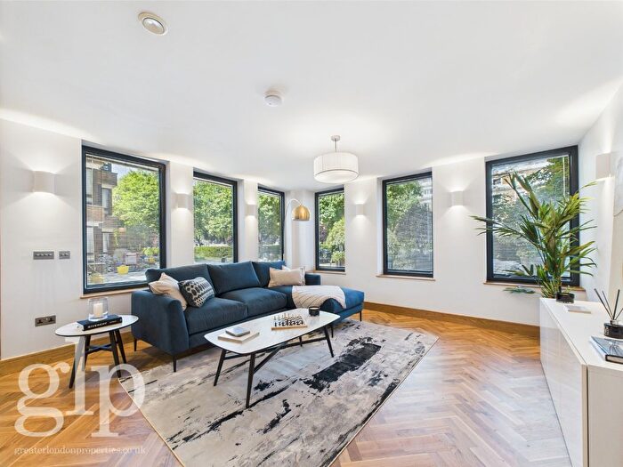 2 Bedroom Flat To Rent In Sussex Gardens, Hyde Park, W2