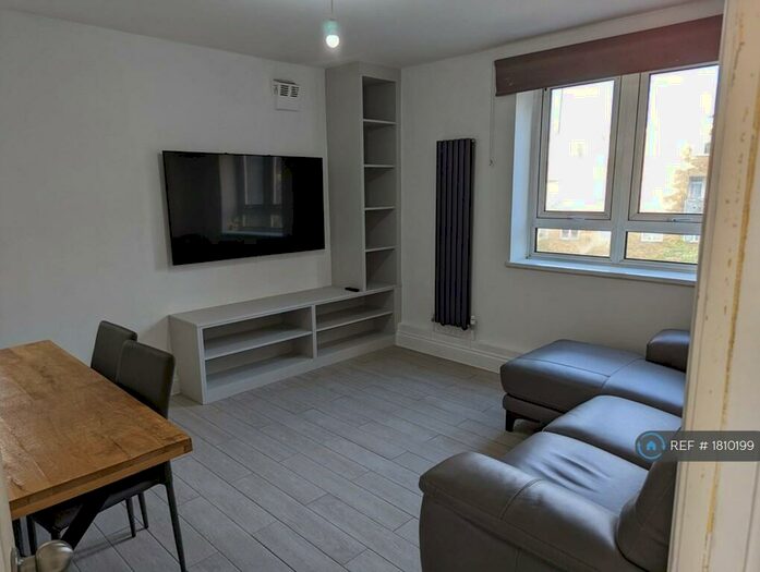 3 Bedroom Flat To Rent In Darling Row, London, E1