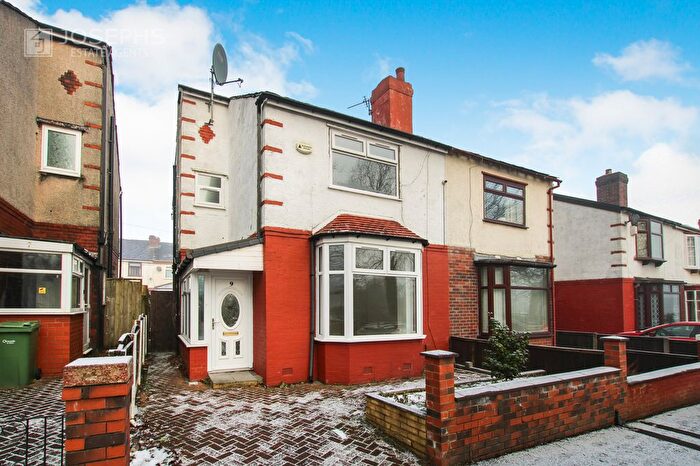 3 Bedroom Semi-Detached House To Rent In Paton Avenue, Bolton, BL3