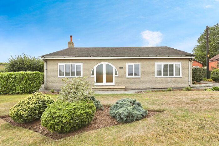 4 Bedroom Bungalow For Sale In Ladyfield Road, Kiveton Park Station, Sheffield, South Yorkshire, S26