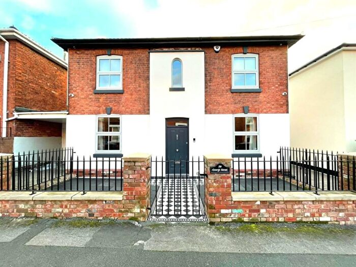 3 Bedroom Detached House To Rent In George Street, Worksop, S80