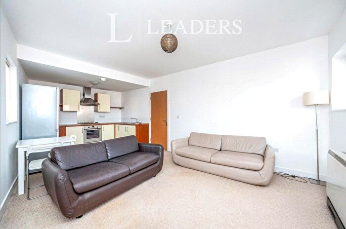 2 Bedroom Flat For Sale In Shot Tower Close, Chester, Cheshire, CH1
