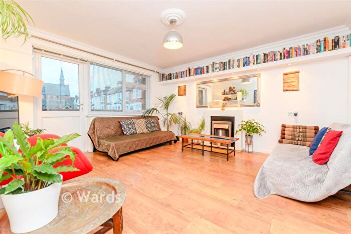 1 Bedroom Flat For Sale In Mineral Street, London, SE18