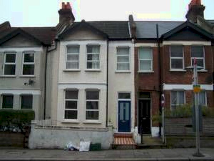 2 Bedroom Maisonette To Rent In Winchester Street, London, W3