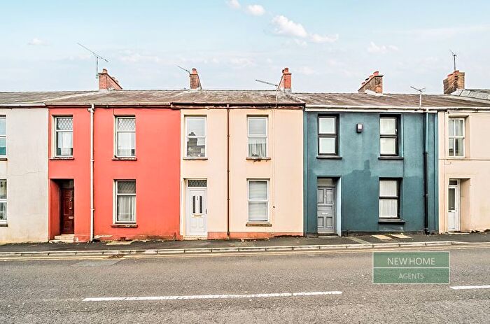 3 Bedroom Terraced House For Sale In Water Street Carmarthen, SA31