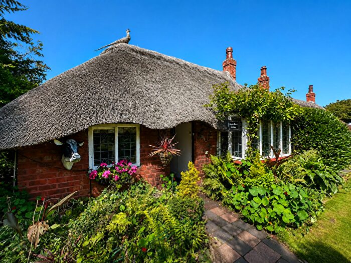 3 Bedroom Bungalow For Sale In Sallys Lane, Churchtown, PR9