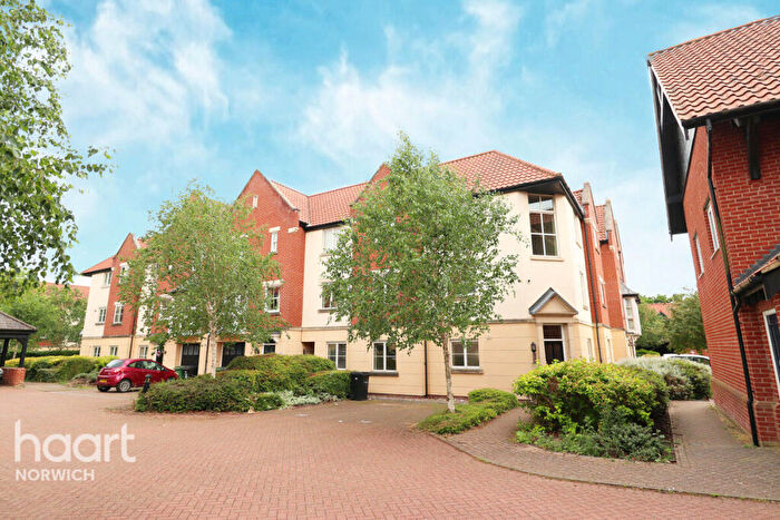 2 Bedroom Apartment To Rent In Poringland, Norwich, NR14