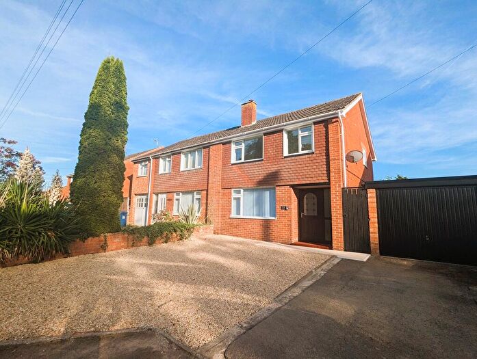 3 Bedroom Semi-Detached House To Rent In Digby Drive, Tewkesbury, GL20