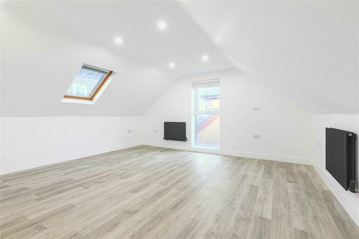 1 Bedroom Apartment To Rent In Hawke Place, London, SE16